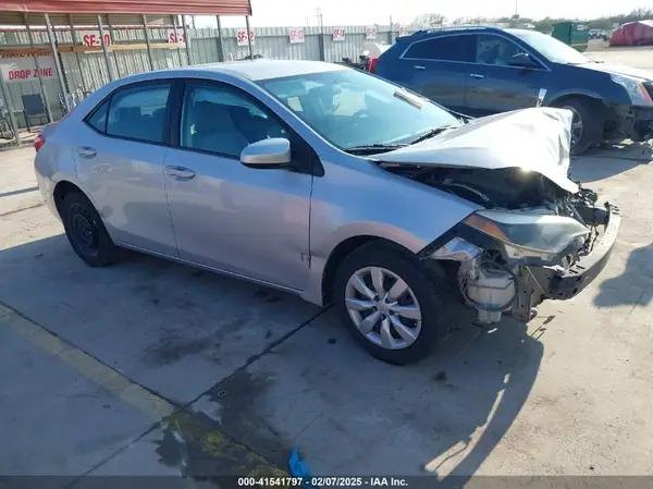 5YFBURHE3GP507511 2016 TOYOTA COROLLA - Image 1