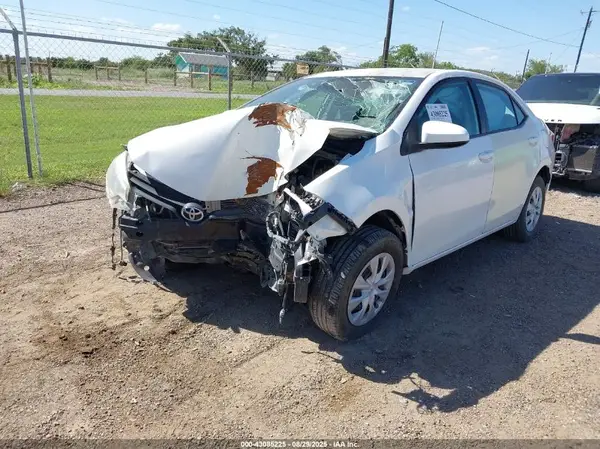 5YFBURHE3GP508013 2016 TOYOTA COROLLA - Image 2
