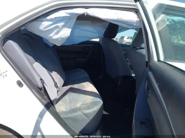 5YFBURHE3GP508013 2016 TOYOTA COROLLA - Image 8