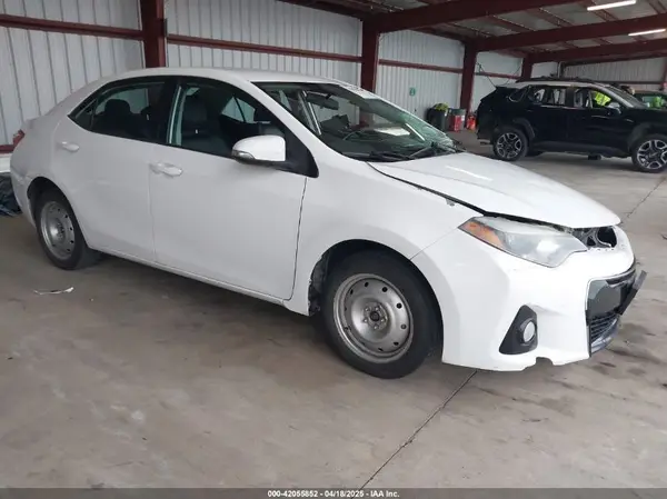5YFBURHE3GP524924 2016 TOYOTA COROLLA - Image 1