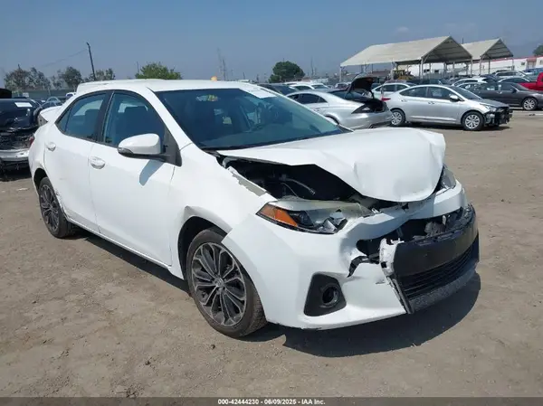 5YFBURHE3GP539214 2016 TOYOTA COROLLA - Image 1
