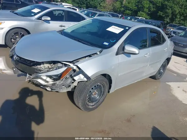 5YFBURHE3GP547104 2016 TOYOTA COROLLA - Image 2