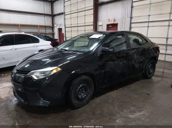 5YFBURHE3GP552285 2016 TOYOTA COROLLA - Image 2