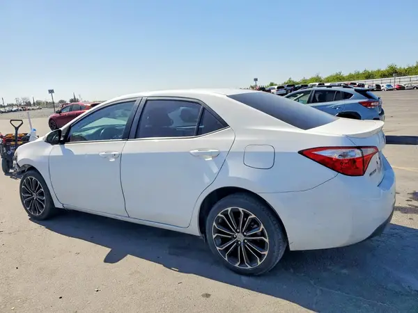 5YFBURHE3GP556613 2016 TOYOTA COROLLA - Image 2