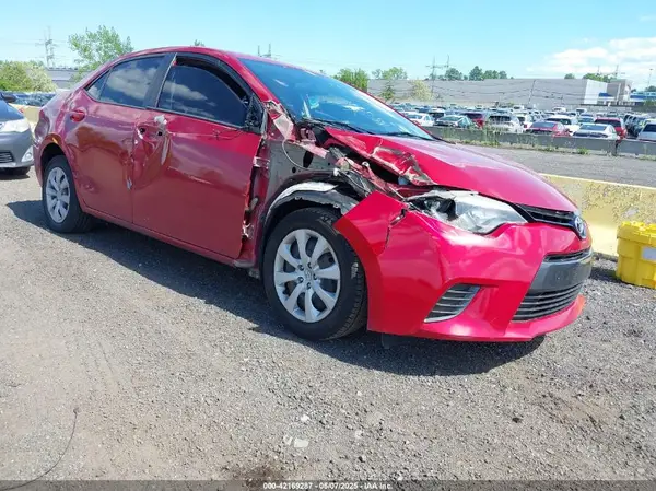 5YFBURHE3GP558877 2016 TOYOTA COROLLA - Image 1
