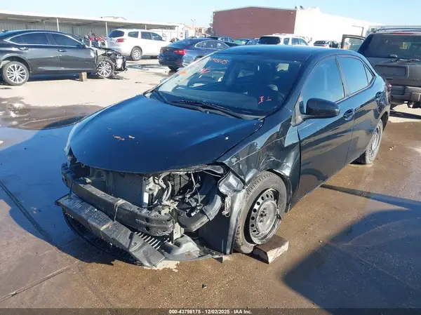5YFBURHE3GP559897 2016 TOYOTA COROLLA - Image 2