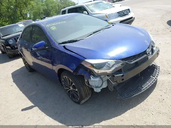 5YFBURHE3GP564386 2016 TOYOTA COROLLA - Image 1