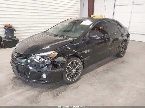 5YFBURHE3GP565621 2016 TOYOTA COROLLA - Image 2