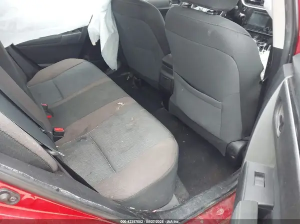5YFBURHE3HP570951 2017 TOYOTA COROLLA - Image 8