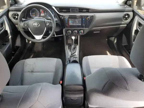 5YFBURHE3HP572313 2017 TOYOTA COROLLA - Image 8