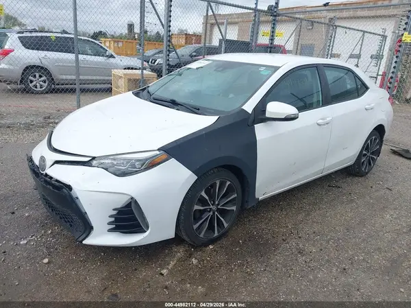 5YFBURHE3HP573042 2017 TOYOTA COROLLA - Image 2