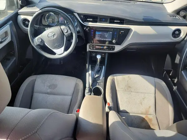 5YFBURHE3HP573395 2017 TOYOTA COROLLA - Image 8