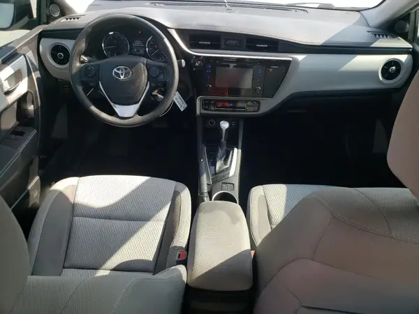 5YFBURHE3HP573526 2017 TOYOTA COROLLA - Image 8