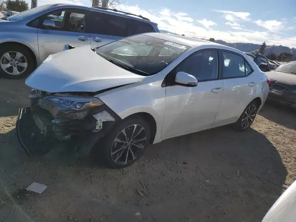 5YFBURHE3HP576586 2017 TOYOTA COROLLA - Image 1