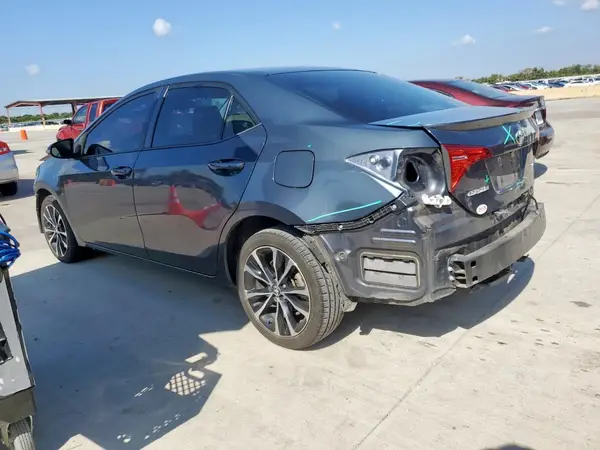5YFBURHE3HP577592 2017 TOYOTA COROLLA - Image 2