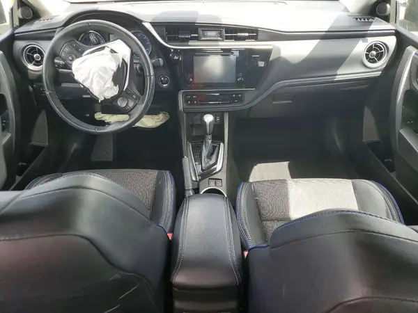 5YFBURHE3HP579133 2017 TOYOTA COROLLA - Image 8