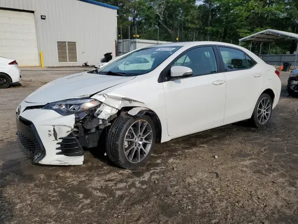 5YFBURHE3HP581481 2017 TOYOTA COROLLA - Image 1
