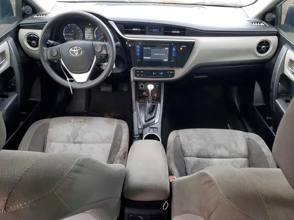 5YFBURHE3HP581819 2017 TOYOTA COROLLA - Image 8
