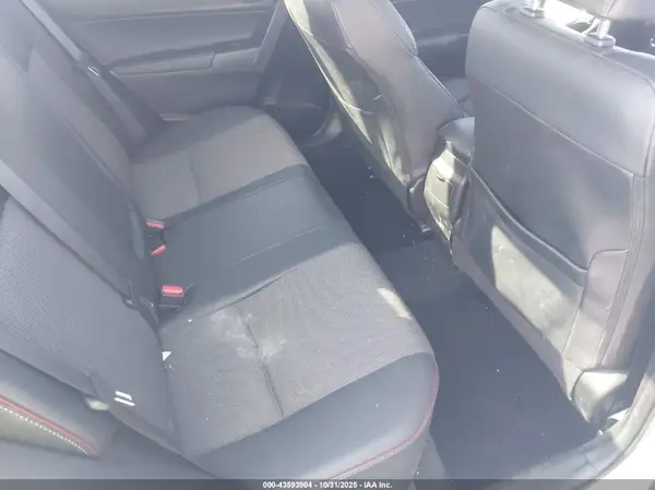 5YFBURHE3HP585224 2017 TOYOTA COROLLA - Image 8