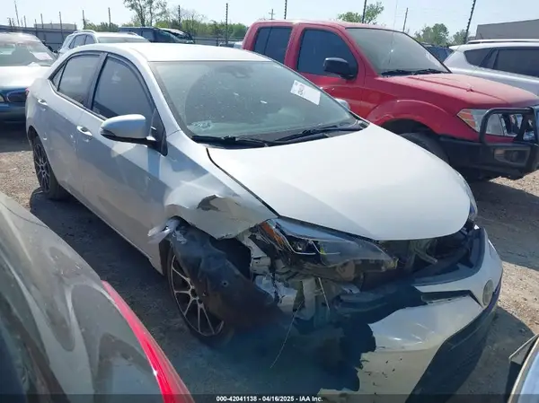 5YFBURHE3HP586132 2017 TOYOTA COROLLA - Image 1