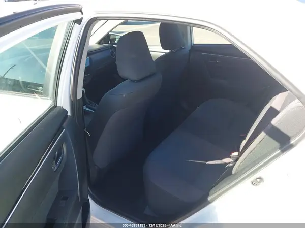 5YFBURHE3HP589189 2017 TOYOTA COROLLA - Image 8