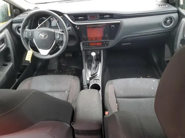 5YFBURHE3HP589483 2017 TOYOTA COROLLA - Image 8