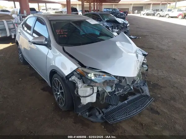 5YFBURHE3HP592318 2017 TOYOTA COROLLA - Image 1