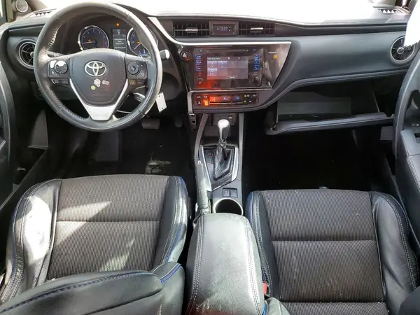 5YFBURHE3HP595123 2017 TOYOTA COROLLA - Image 8