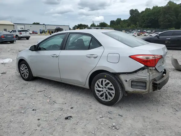 5YFBURHE3HP595493 2017 TOYOTA COROLLA - Image 2