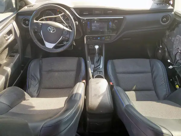 5YFBURHE3HP596093 2017 TOYOTA COROLLA - Image 8