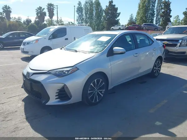 5YFBURHE3HP596546 2017 TOYOTA COROLLA - Image 2