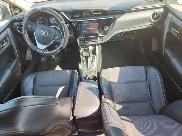 5YFBURHE3HP598426 2017 TOYOTA COROLLA - Image 8