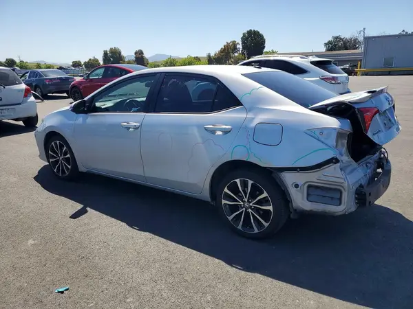 5YFBURHE3HP599608 2017 TOYOTA COROLLA - Image 2