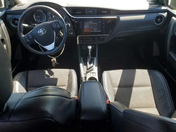 5YFBURHE3HP599608 2017 TOYOTA COROLLA - Image 8