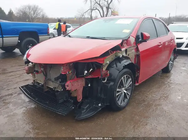 5YFBURHE3HP599964 2017 TOYOTA COROLLA - Image 2