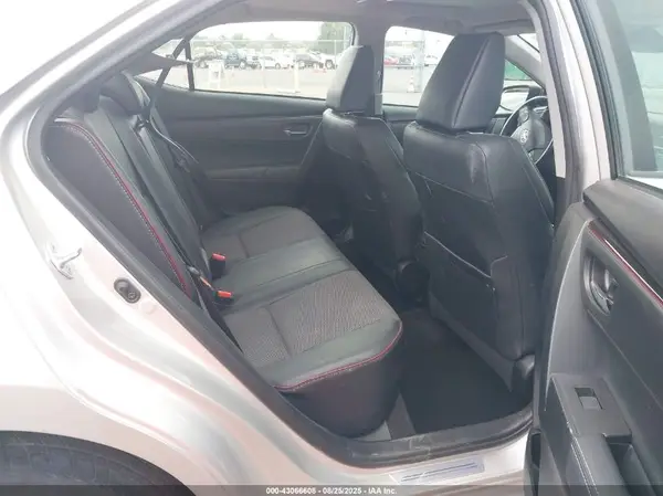5YFBURHE3HP600191 2017 TOYOTA COROLLA - Image 8