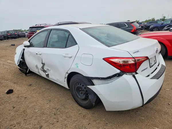 5YFBURHE3HP601678 2017 TOYOTA COROLLA - Image 2