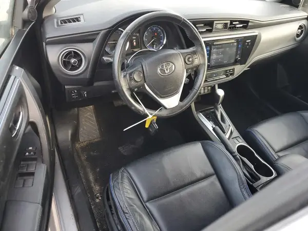 5YFBURHE3HP608968 2017 TOYOTA COROLLA - Image 8