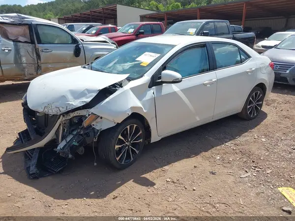 5YFBURHE3HP609991 2017 TOYOTA COROLLA - Image 2