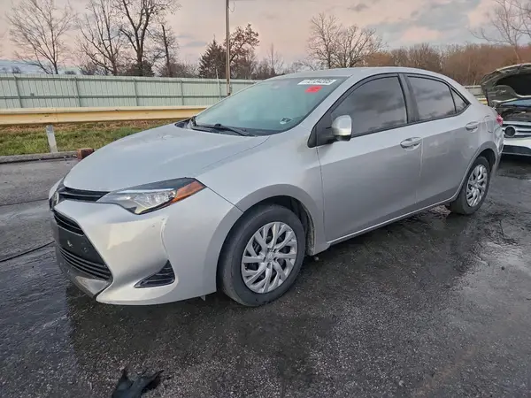 5YFBURHE3HP611305 2017 TOYOTA COROLLA - Image 1