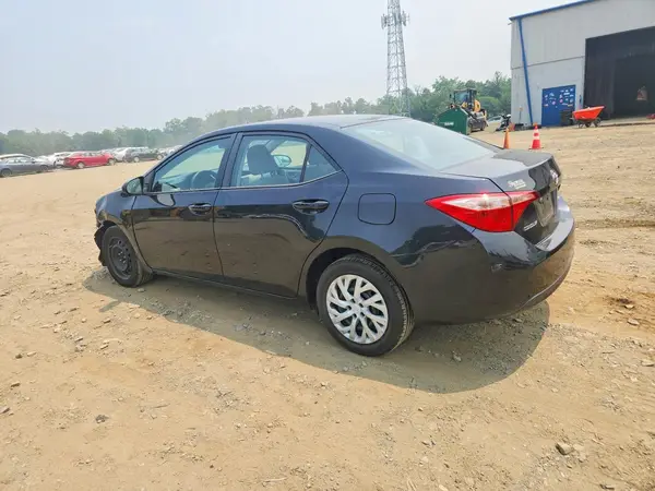 5YFBURHE3HP613295 2017 TOYOTA COROLLA - Image 2
