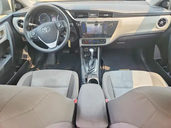 5YFBURHE3HP613295 2017 TOYOTA COROLLA - Image 8