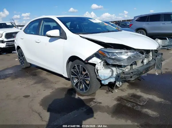 5YFBURHE3HP613569 2017 TOYOTA COROLLA - Image 1