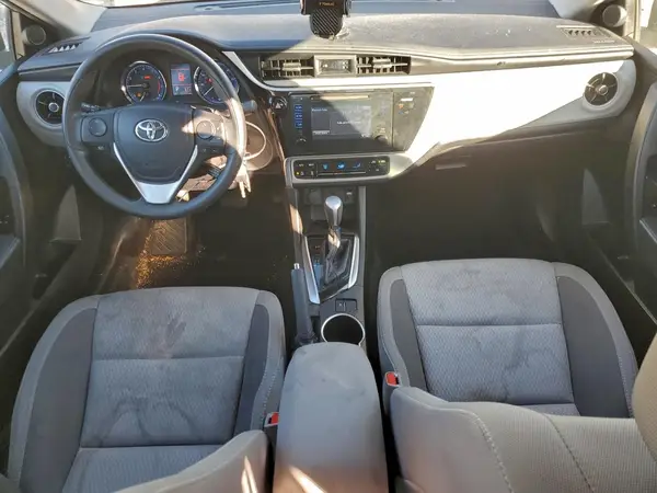 5YFBURHE3HP618853 2017 TOYOTA COROLLA - Image 8
