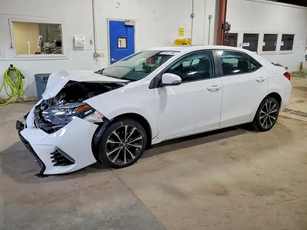 5YFBURHE3HP619694 2017 TOYOTA COROLLA - Image 1
