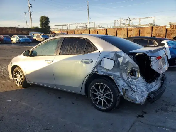 5YFBURHE3HP620750 2017 TOYOTA COROLLA - Image 2