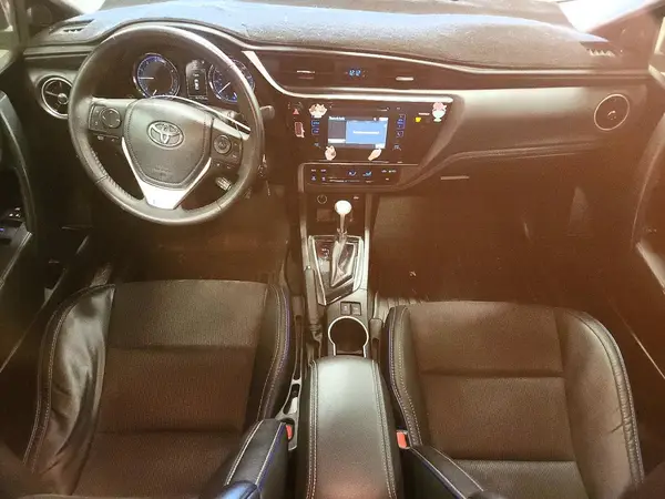 5YFBURHE3HP629724 2017 TOYOTA COROLLA - Image 8