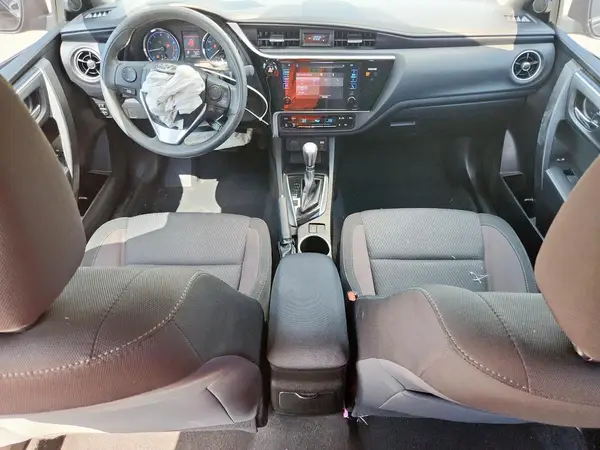 5YFBURHE3HP630968 2017 TOYOTA COROLLA - Image 8