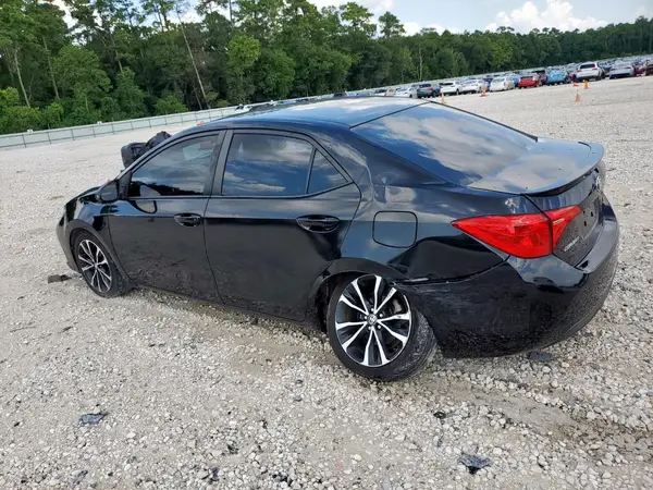 5YFBURHE3HP631487 2017 TOYOTA COROLLA - Image 2
