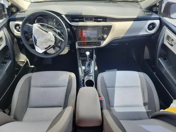 5YFBURHE3HP631666 2017 TOYOTA COROLLA - Image 8